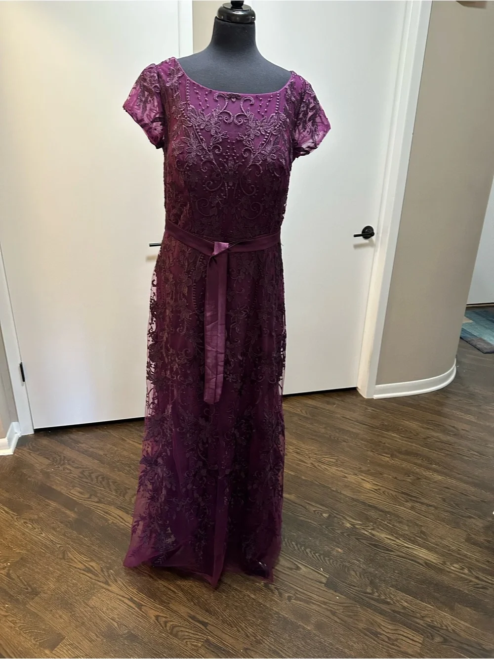 Elegant Purple Floral Lace Evening Gown
